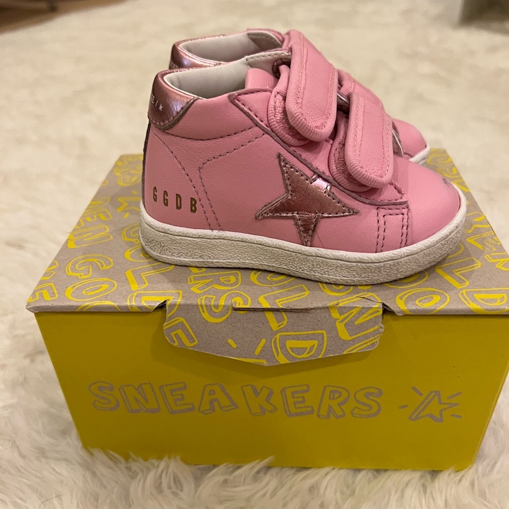 Golden goose size 19 never been worn!